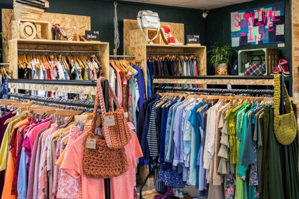 revolve recycle shop